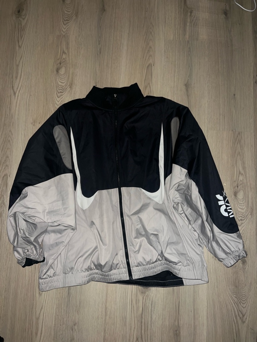 Nike Full  Zip Jacket Oversized Windbreaker Women size XXL